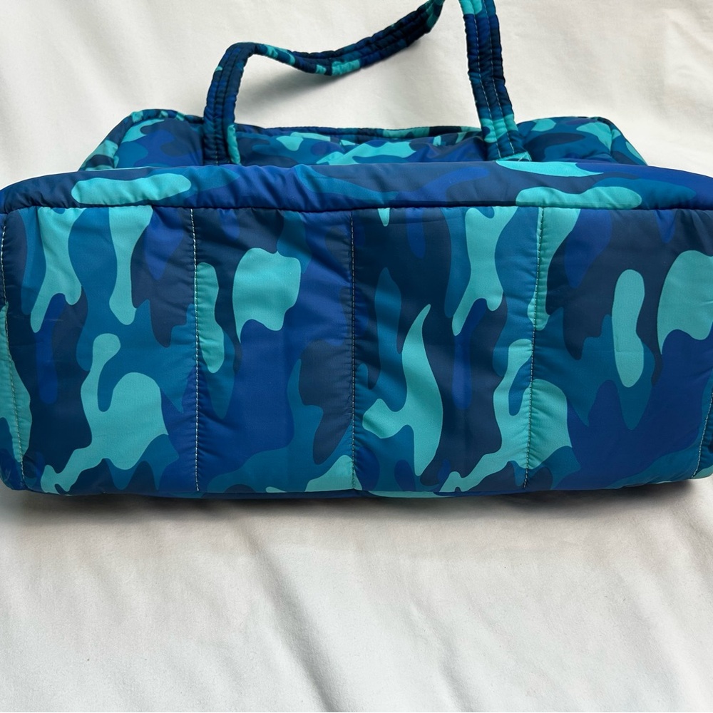 Moroccanoil Blue Camouflage Travel Bag - Picture 4 of 8